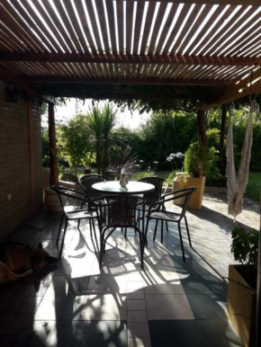 Отель Talita Cumi  Villa Parque Lago San Roque
